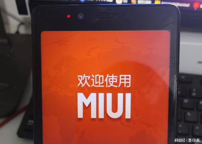 o押注两款智能眼镜AI硬件风向变了?新葡京苹果砍停下一代VisionPr(图2) o押注两款智能眼镜AI硬件风向变了?新葡京苹果砍停下一代VisionPr(图2)